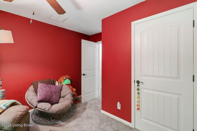 5528 Village Ln, Memphis, IN 47143