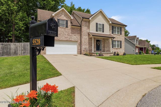 5528 Village Ln, Memphis, IN 47143