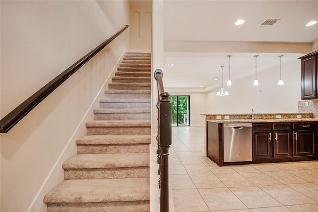 8221 ROSEVILLE ROAD, Davenport, FL 33896