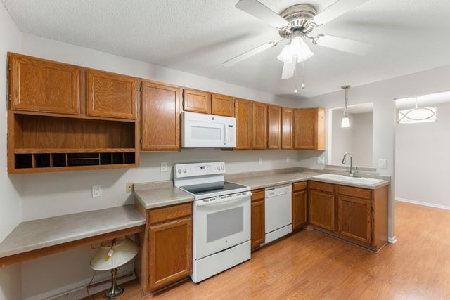 10924 Rhode Island Avenue S, Bloomington, MN 55438