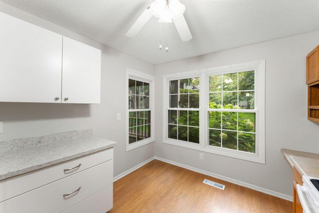 10924 Rhode Island Avenue S, Bloomington, MN 55438