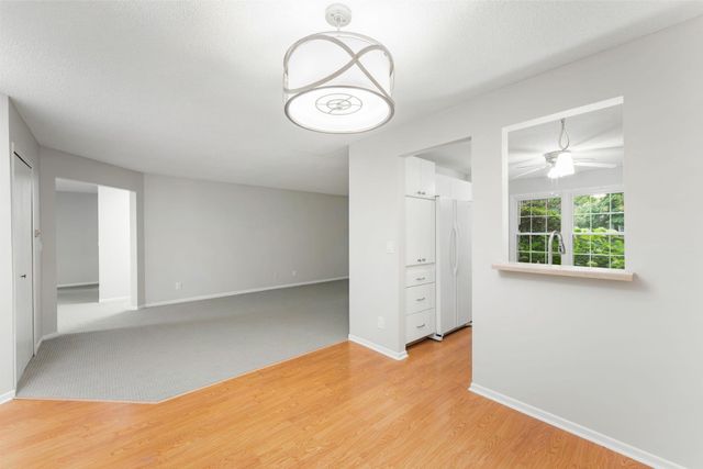 10924 Rhode Island Avenue S, Bloomington, MN 55438
