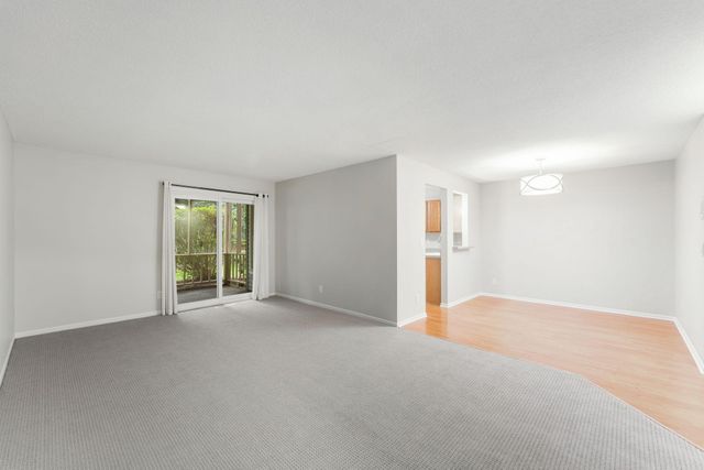 10924 Rhode Island Avenue S, Bloomington, MN 55438