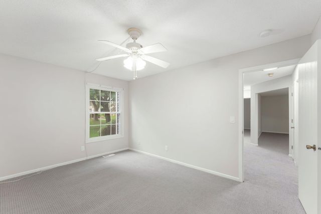 10924 Rhode Island Avenue S, Bloomington, MN 55438