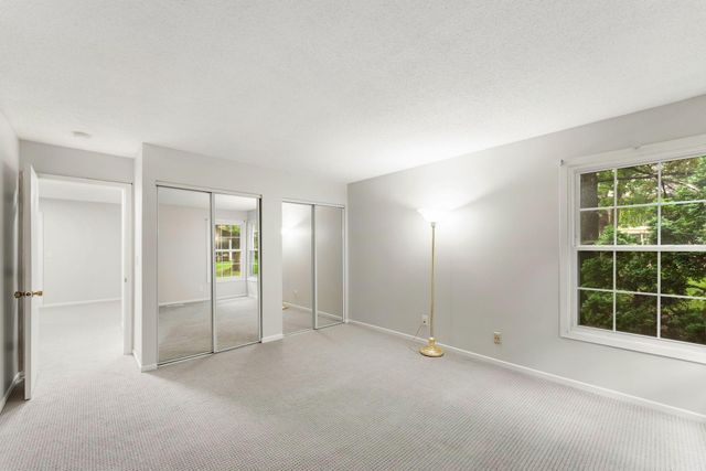 10924 Rhode Island Avenue S, Bloomington, MN 55438