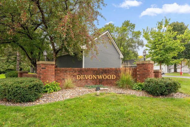 10924 Rhode Island Avenue S, Bloomington, MN 55438