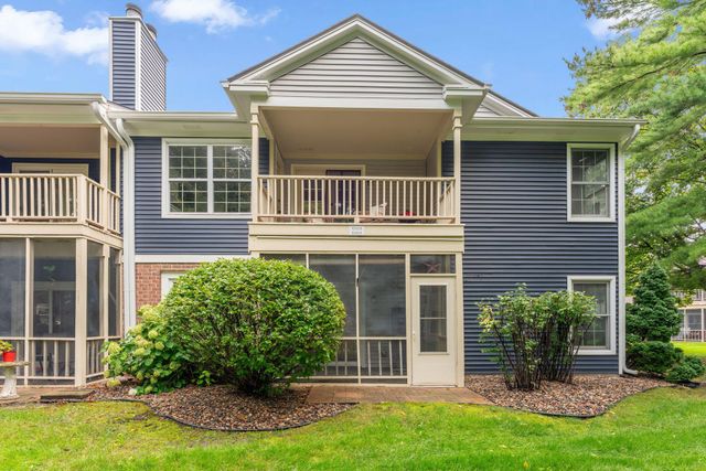 10924 Rhode Island Avenue S, Bloomington, MN 55438