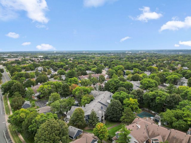 10924 Rhode Island Avenue S, Bloomington, MN 55438