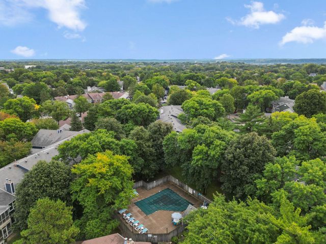 10924 Rhode Island Avenue S, Bloomington, MN 55438