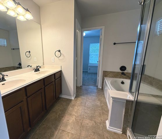 122 Carmel, Cibolo, TX 78108