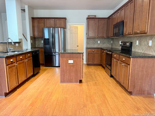 122 Carmel, Cibolo, TX 78108