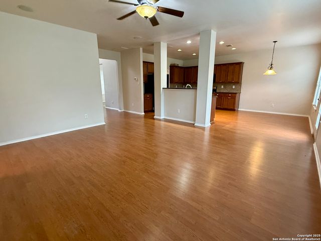 122 Carmel, Cibolo, TX 78108