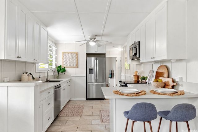 142C Maluniu Avenue, Kailua, HI 96734