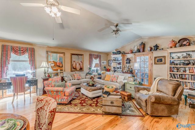 7871 Hwy 117, Valley Head, AL 35989