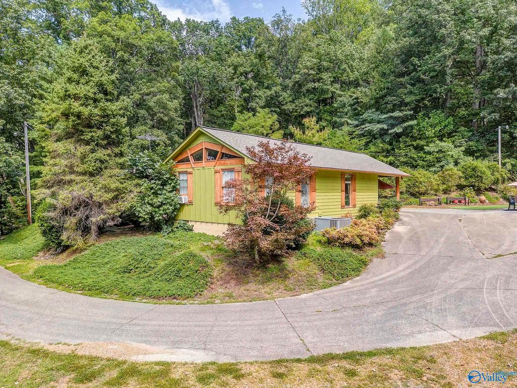 7871 Hwy 117, Valley Head, AL 35989