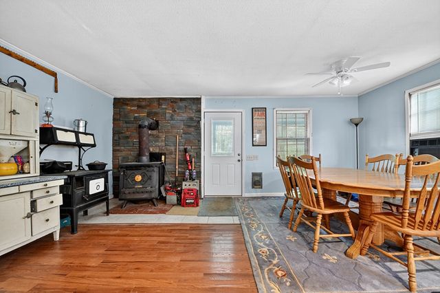 1170 Winchester Creek, Young Harris, GA 30582