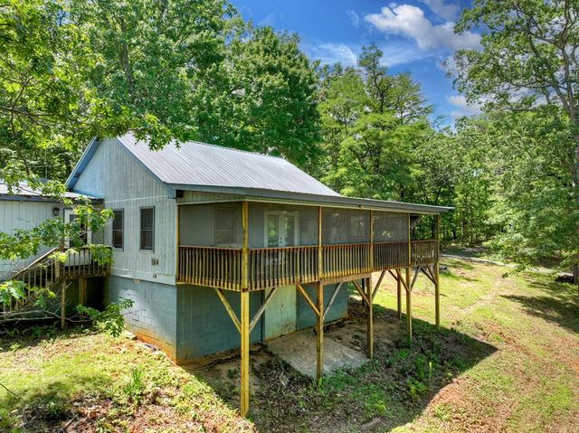 1170 Winchester Creek, Young Harris, GA 30582