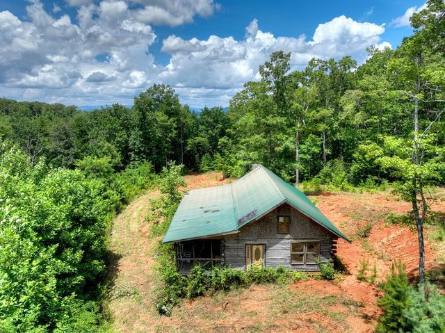 1170 Winchester Creek, Young Harris, GA 30582