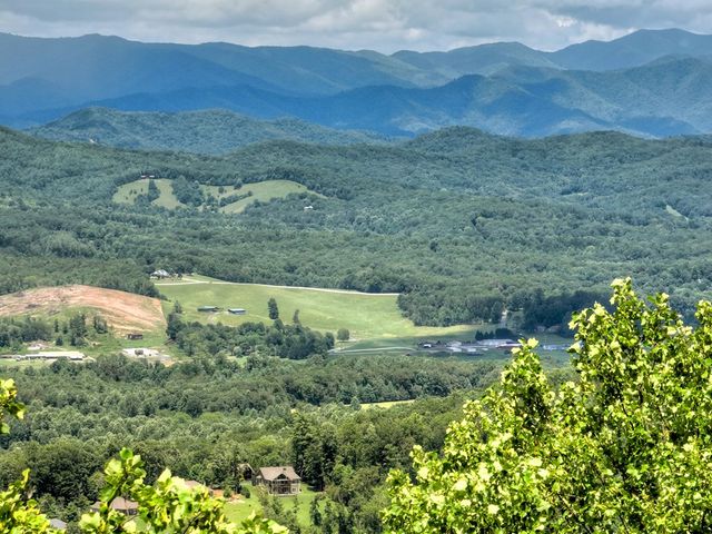 1170 Winchester Creek, Young Harris, GA 30582