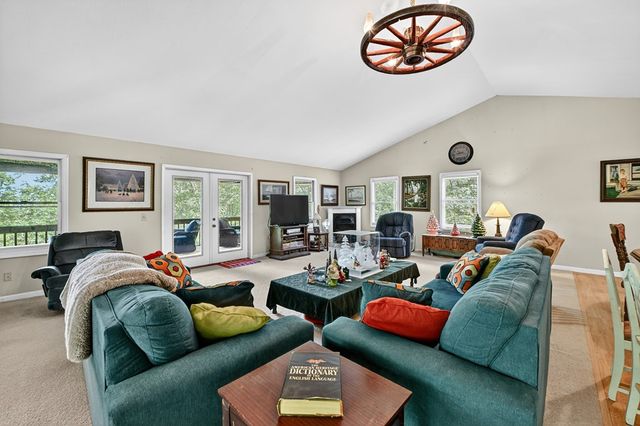 1170 Winchester Creek, Young Harris, GA 30582