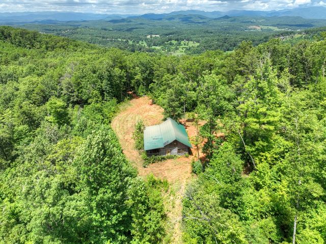 1170 Winchester Creek, Young Harris, GA 30582