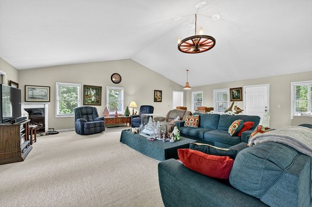 1170 Winchester Creek, Young Harris, GA 30582