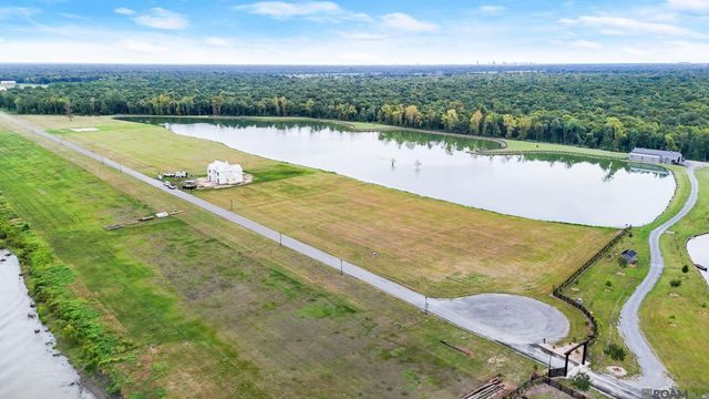 6046 Mill Town Rd, Brusly, LA 70719