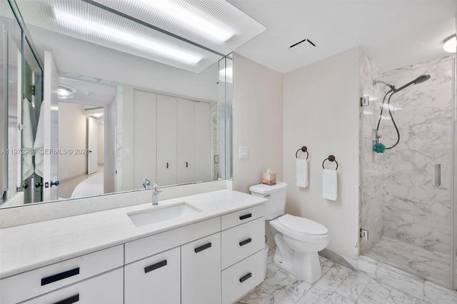 19500 Turnberry Way 5F, Aventura, FL 33180