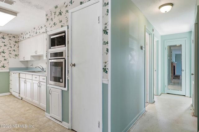 226 RIVER Drive, East Palatka, FL 32131