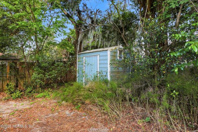 226 RIVER Drive, East Palatka, FL 32131