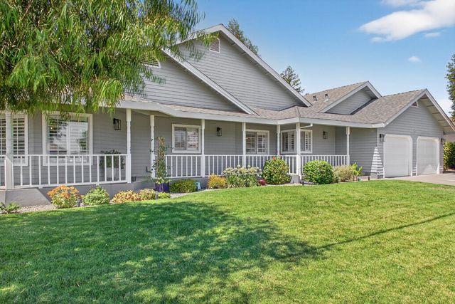 2325 Rio Verde Dr, Riverbank, CA 95367