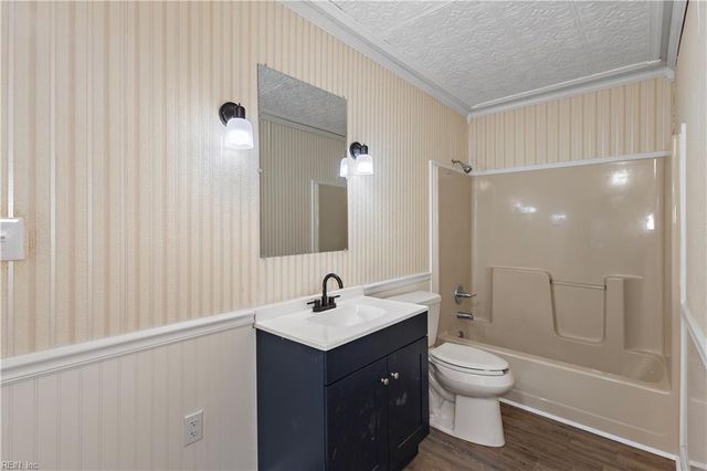 3025 Woodlawn DR, Suffolk, VA 23434
