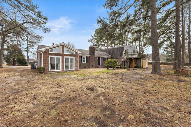 3025 Woodlawn DR, Suffolk, VA 23434