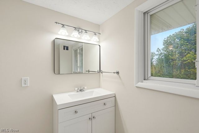 10121 N Delmonte Boulevard, Streetsboro, OH 44241