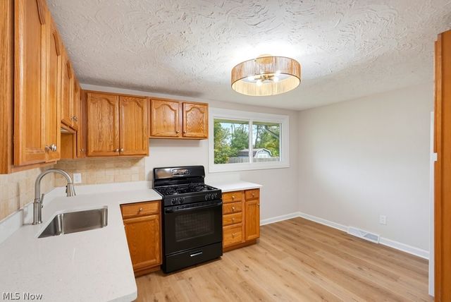 10121 N Delmonte Boulevard, Streetsboro, OH 44241