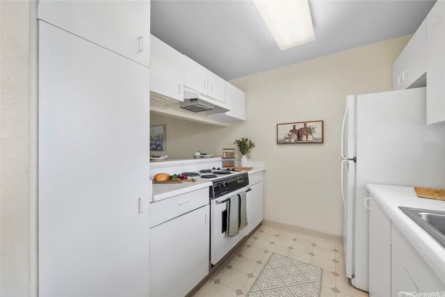 94-211 Paioa Place K203, Waipahu, HI 96797