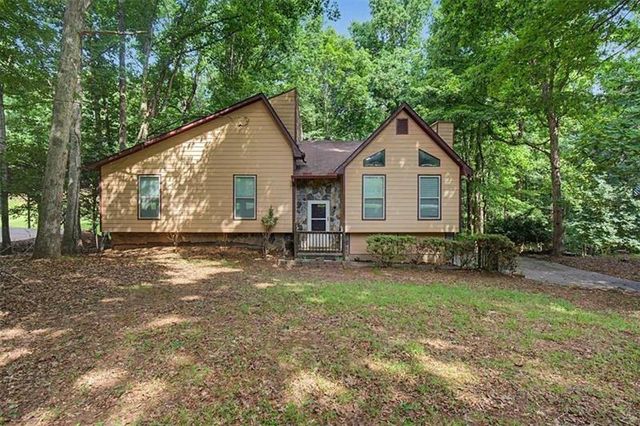 380 N Victoria Road, Woodstock, GA 30189