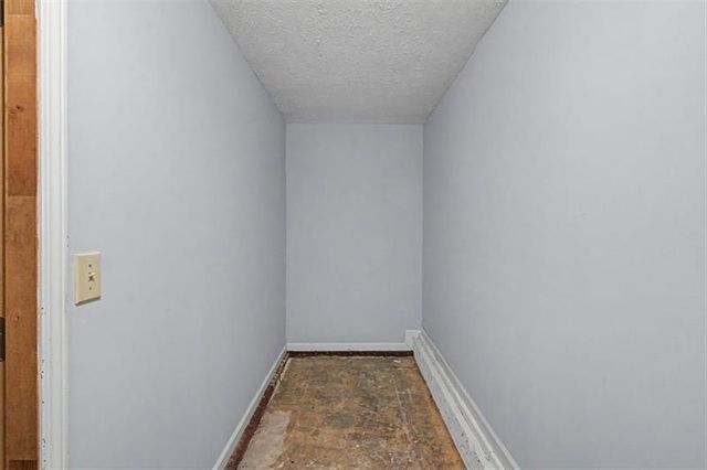 380 N Victoria Road, Woodstock, GA 30189
