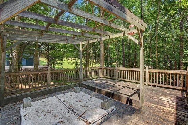 380 N Victoria Road, Woodstock, GA 30189