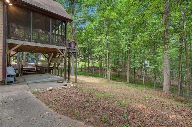 380 N Victoria Road, Woodstock, GA 30189
