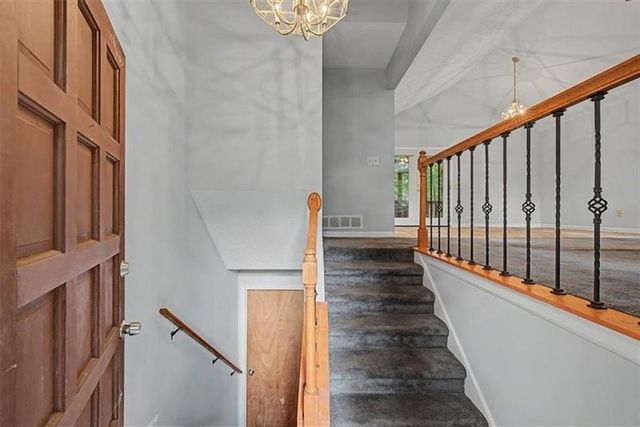 380 N Victoria Road, Woodstock, GA 30189