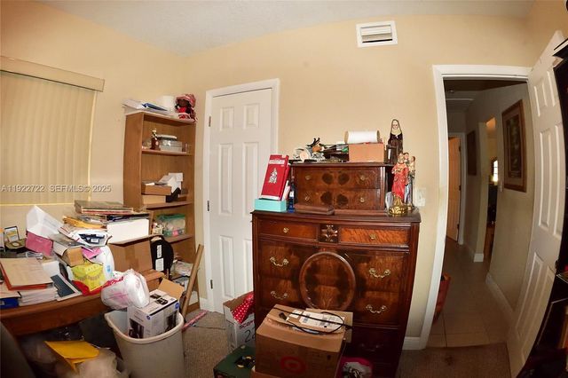 7508 Hayes St, Hollywood, FL 33024