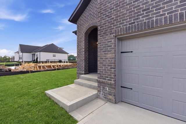 157 Blackberry Lane, Georgetown, KY 40324