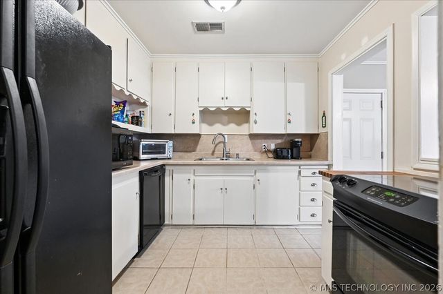 4757 S Boston Place, Tulsa, OK 74105