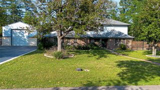 218 Beaumont Drive, Magnolia, TX 77354