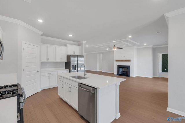 12402 Whitcomb Circle, Athens, AL 35613