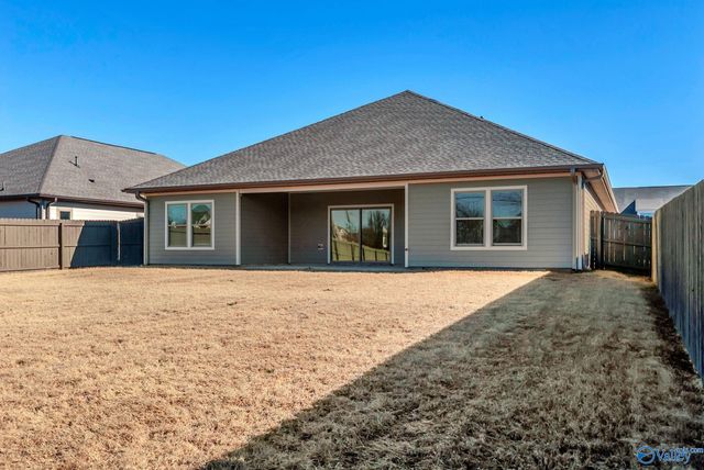 12402 Whitcomb Circle, Athens, AL 35613