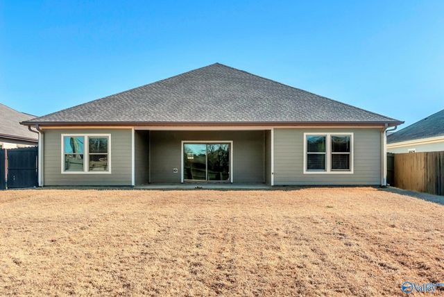 12402 Whitcomb Circle, Athens, AL 35613
