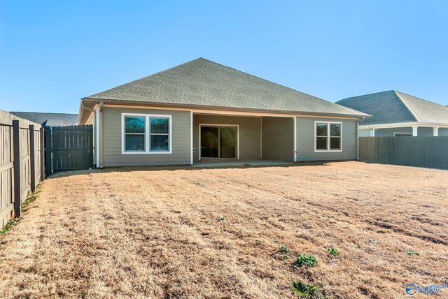 12402 Whitcomb Circle, Athens, AL 35613