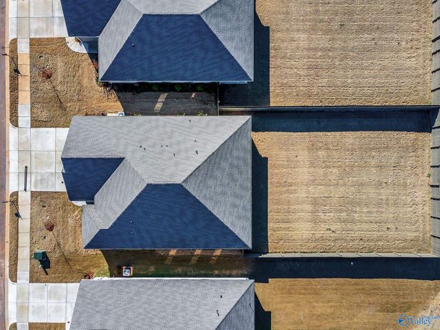 12402 Whitcomb Circle, Athens, AL 35613